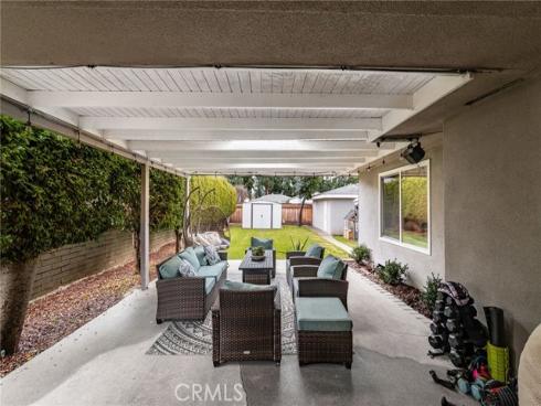 624 N Walnut  , La Habra, CA