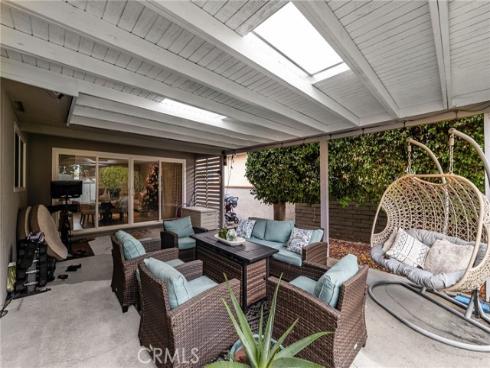 624 N Walnut  , La Habra, CA