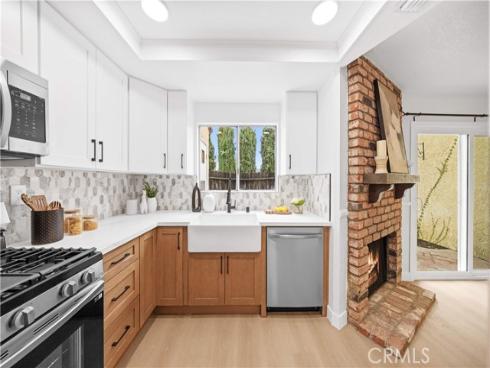 409  W Mountain View  6 , La Habra, CA