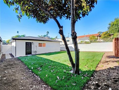 1070  La Casa  , La Habra, CA