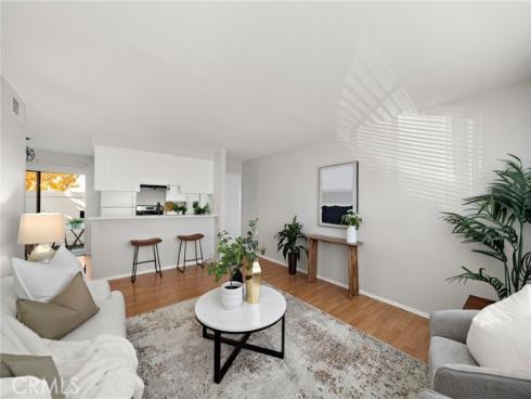 788 W Lambert  45 , La Habra, CA