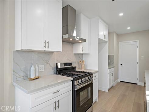 2000  Story  , La Habra, CA