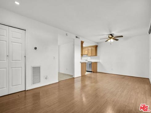 815 Las Lomas B Drive, La Habra, CA