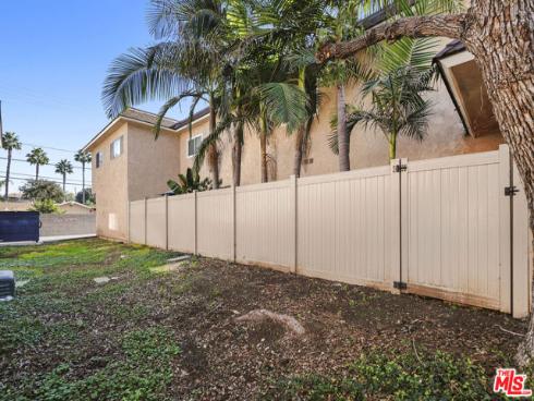 815 Las Lomas B Drive, La Habra, CA