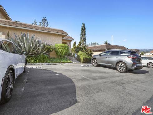 815 Las Lomas B Drive, La Habra, CA