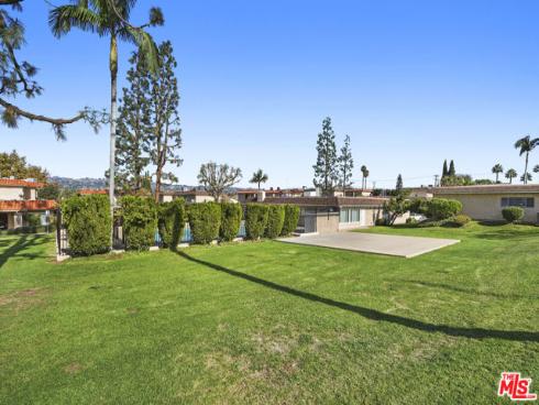 815 Las Lomas B Drive, La Habra, CA