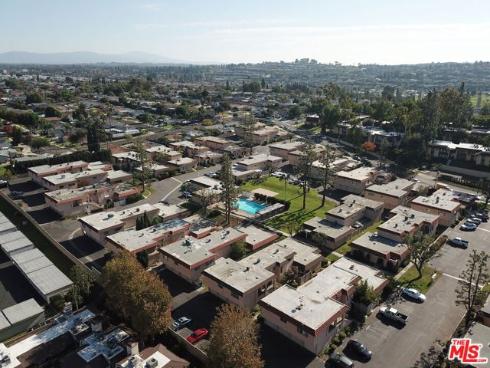 815 Las Lomas B Drive, La Habra, CA