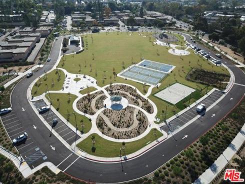 815 Las Lomas B Drive, La Habra, CA