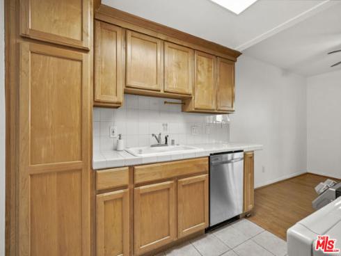 815 Las Lomas B Drive, La Habra, CA