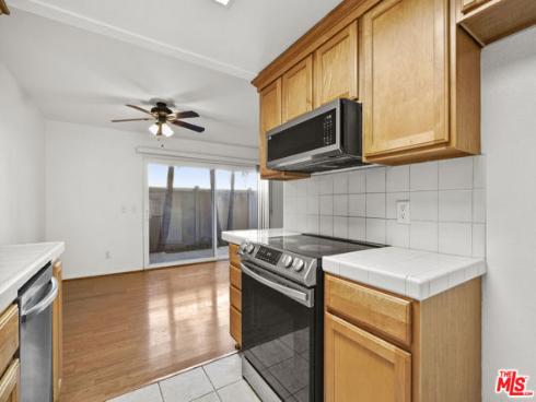 815 Las Lomas B Drive, La Habra, CA