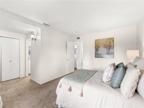 1701 Hodson Avenue , La Habra, CA