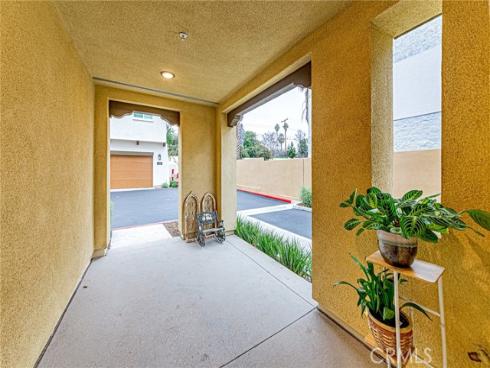 295 vista dr 92 , La Habra, CA