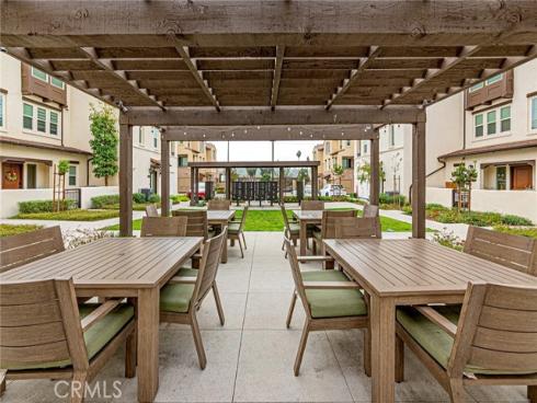 295 vista dr 92 , La Habra, CA