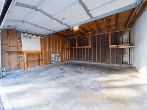 1060 S Idaho 42 Street, La Habra, CA