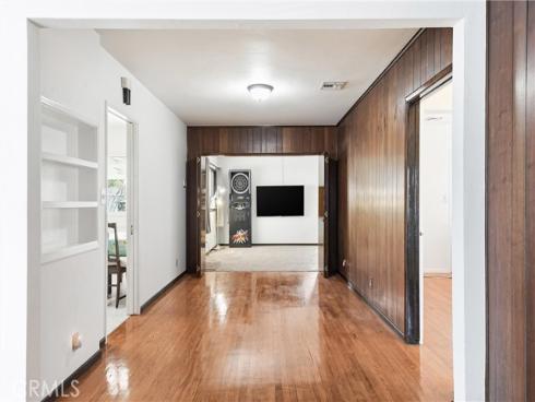 808 E 3 rd Avenue, La Habra, CA