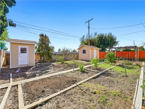 808 E 3 rd Avenue, La Habra, CA