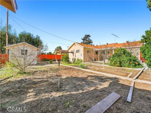 808 E 3 rd Avenue, La Habra, CA