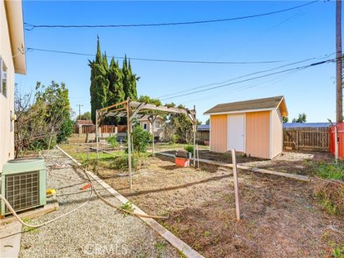 808 E 3 rd Avenue, La Habra, CA