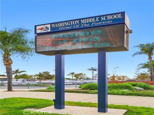 808 E 3 rd Avenue, La Habra, CA