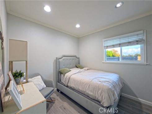 1100 S Cajon , La Habra, CA