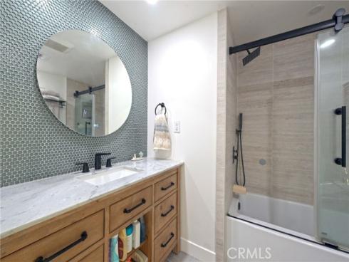 1100 S Cajon , La Habra, CA