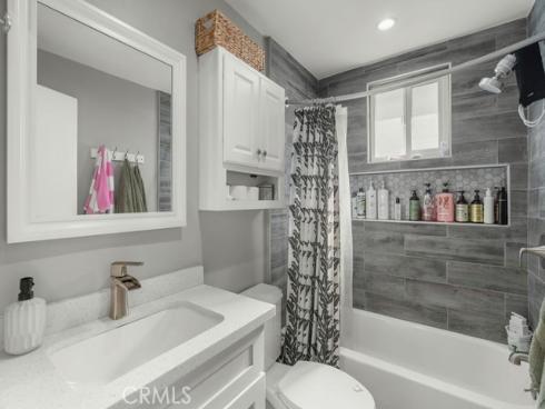 231 California , La Habra, CA