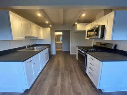 985 S Idaho 40 Street, La Habra, CA