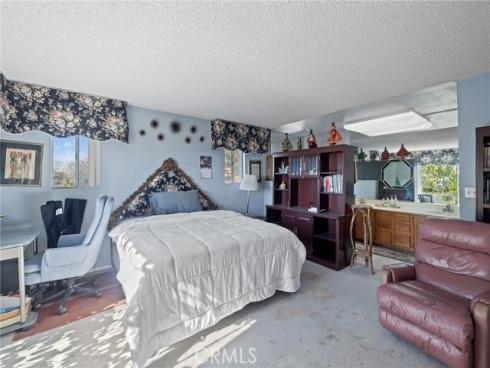 1380 Starland , La Habra, CA