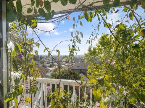 1380 Starland , La Habra, CA