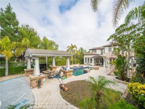 2201 W Snead Street, La Habra, CA