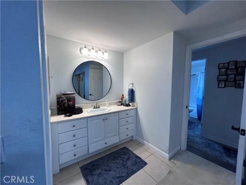 1060 S Idaho 41 Street, La Habra, CA