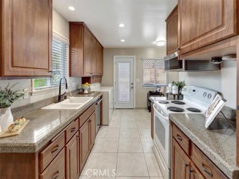 530  Palermo Way  , La Habra, CA