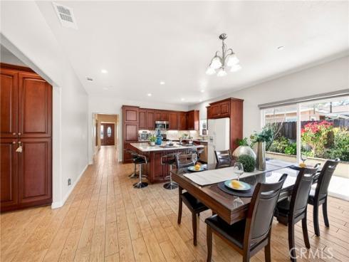 335 E Francis  , La Habra, CA