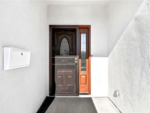 335 E Francis  , La Habra, CA