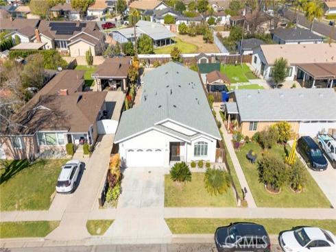 335 E Francis  , La Habra, CA