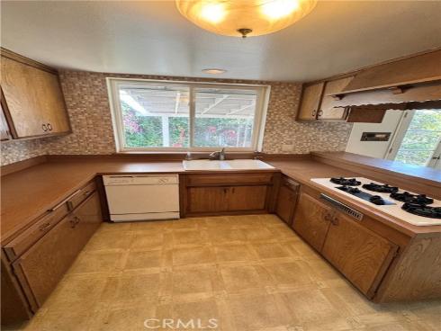 1110  Sturbridge  , La Habra, CA