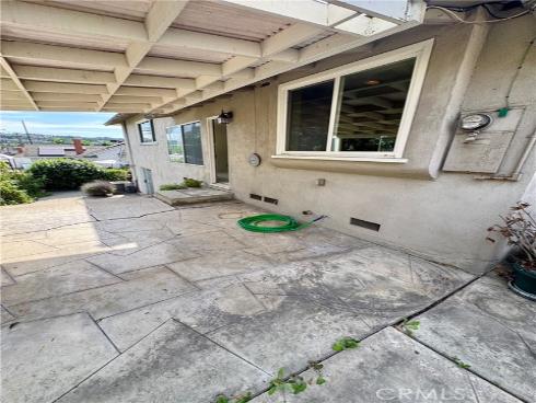 1110  Sturbridge  , La Habra, CA