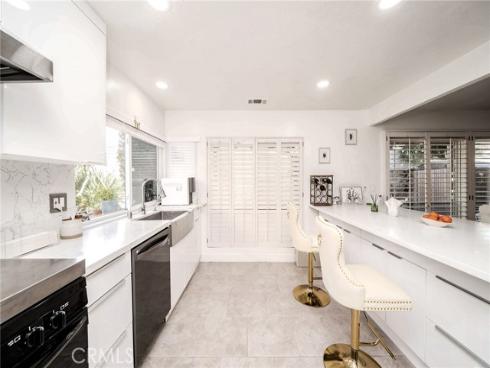 1020  Bonnie Ann   Court, La Habra, CA