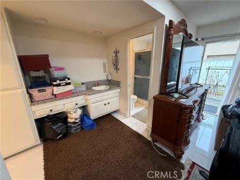 919  Glencliff   Street, La Habra, CA