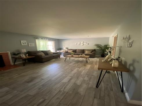 301 W Parkwood  , La Habra, CA