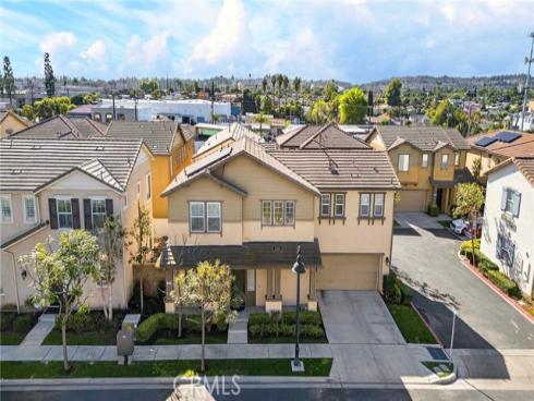 302 E. Bridenbecker Avenue