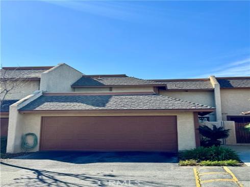 541  Berry  , La Habra, CA