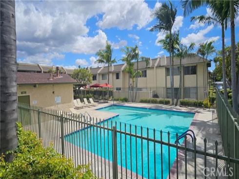 541  Berry  , La Habra, CA