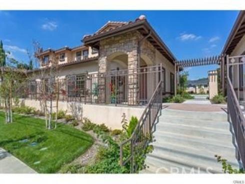 601 N Walnut , La Habra, CA