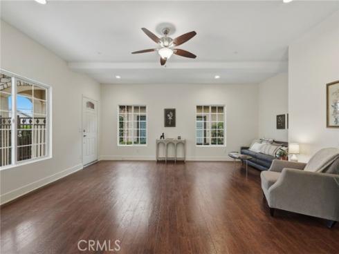 601 N Walnut , La Habra, CA