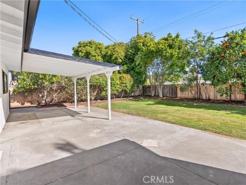 1060  Tropicana  , La Habra, CA