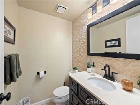 345 S Monte Vista  , La Habra, CA