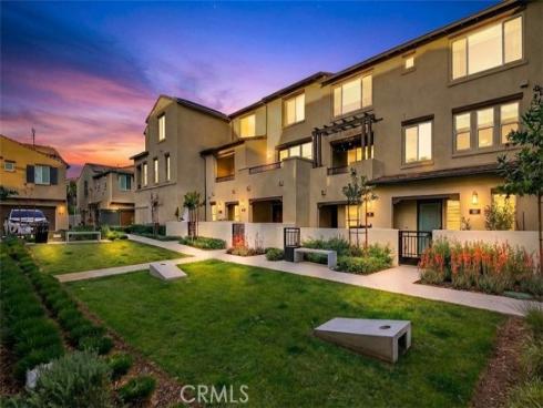 285  Vista Dr  62 , La Habra, CA