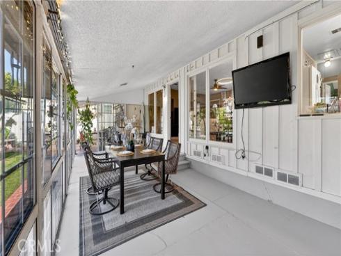 311 S Colfax  , La Habra, CA