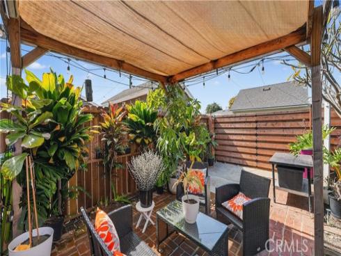 311 S Colfax  , La Habra, CA